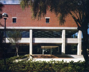 甲南大学図書館(1978年)