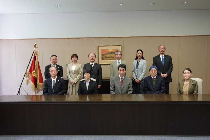 名誉教授称号授与式を挙行いたしました|大学総合|ニュース|甲南大学