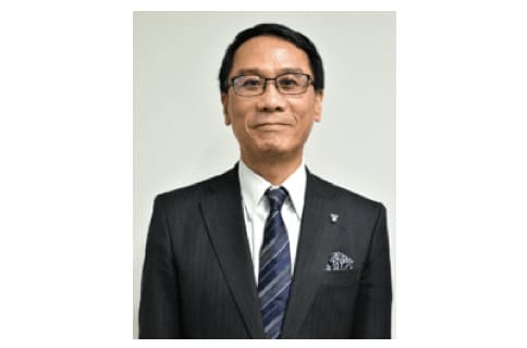 高 龍秀教授（全学教育推進機構長）